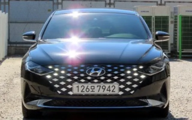 H차차차 수원중고차 더 뉴 그랜저 IG 2.5 프리미엄 매물 사진 20 - 2022/01 99,905km
